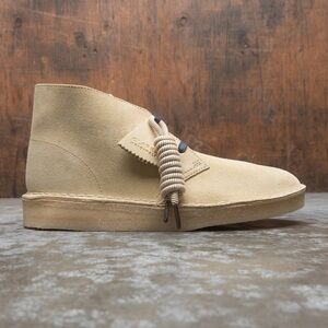 (SOLD) Size 9.5 - Clark’s Originals Desert Coal Boots in Maple Suede.